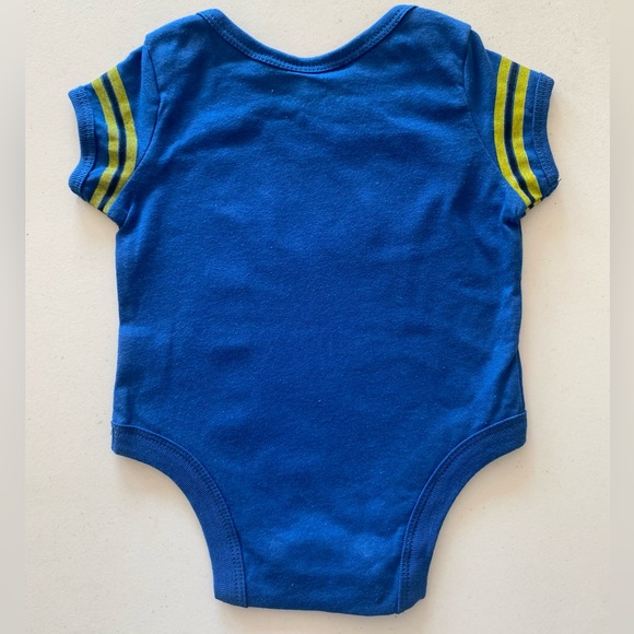 Old Navy Batman Onesie - Picture 4 of 4